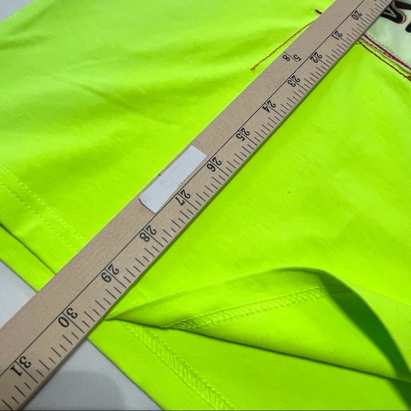 Switch Remarkable Men’s Graphic T-Shirt Short Sleeve L NWT Limited Edition - Picture 13 of 16